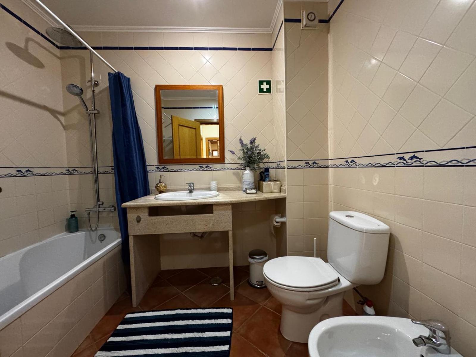 Charming Beach Apartment Armacao de Pera Luaran gambar